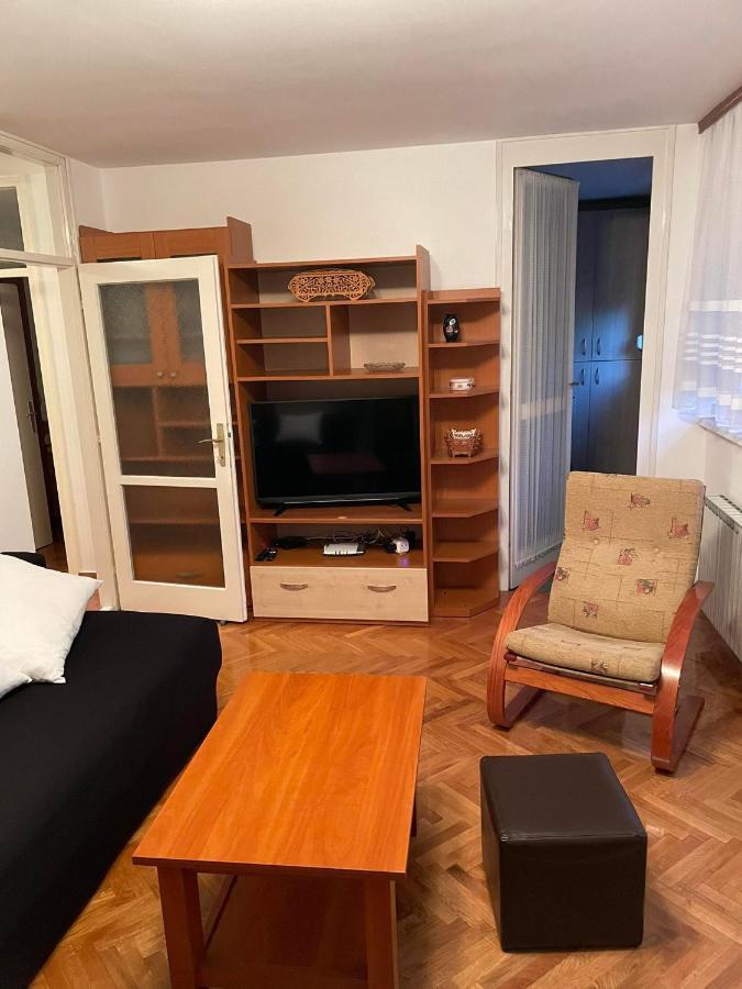 Lolly Apartment 卡尔洛瓦茨 外观 照片